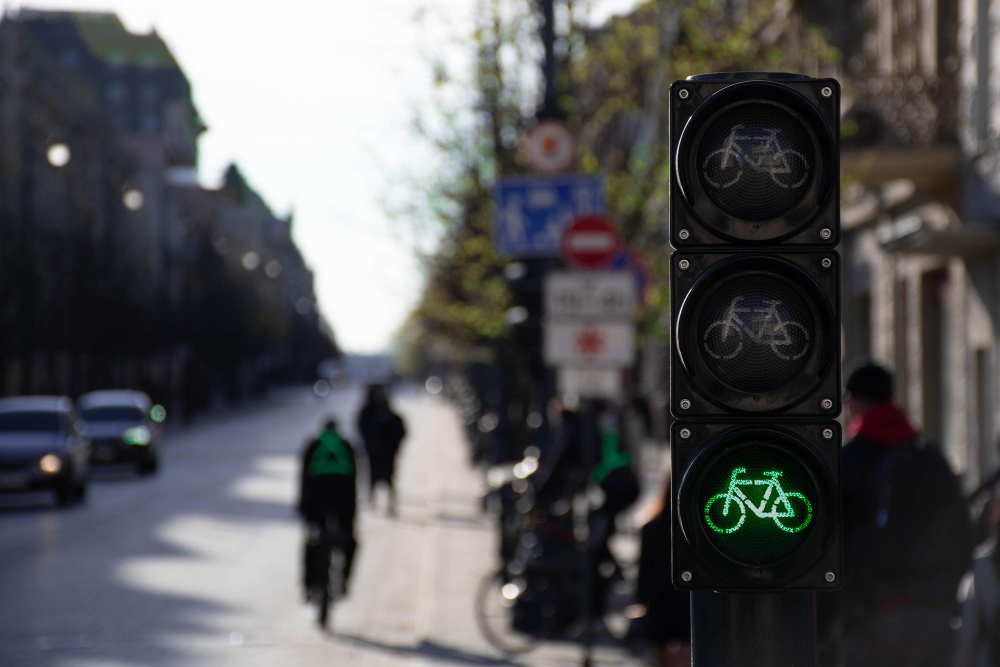 presqu'accident à vélo, feu vélo tricolore